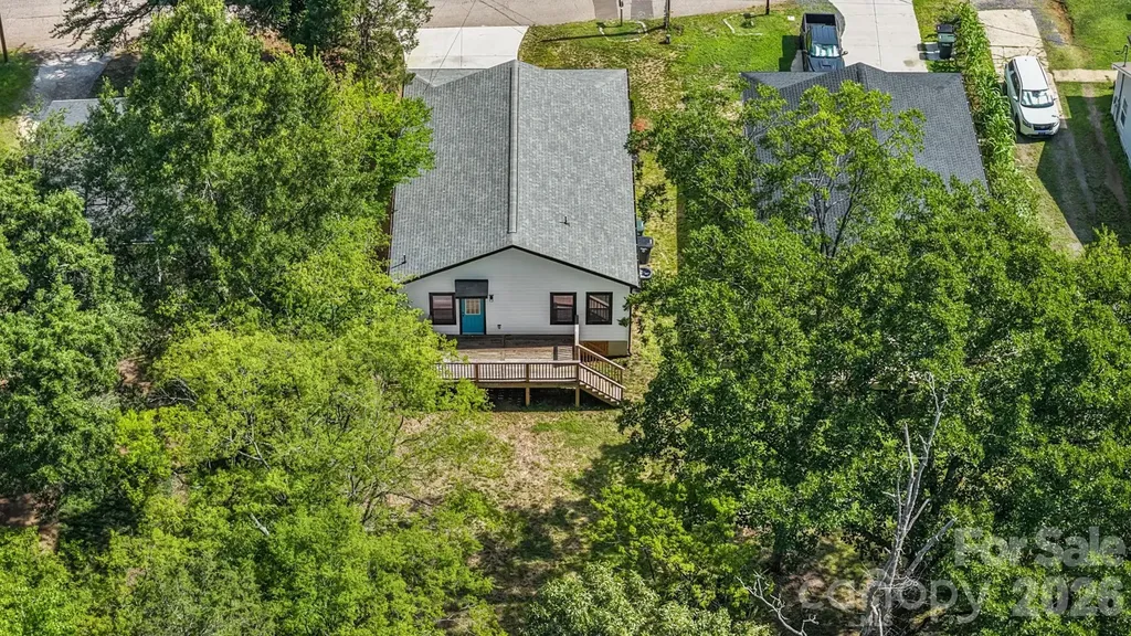 253 Hall Avenue NW Concord NC 28027