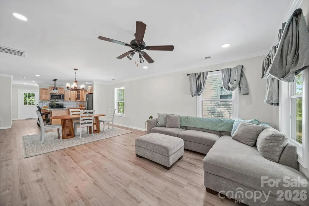 253 Hall Avenue NW Concord NC 28027