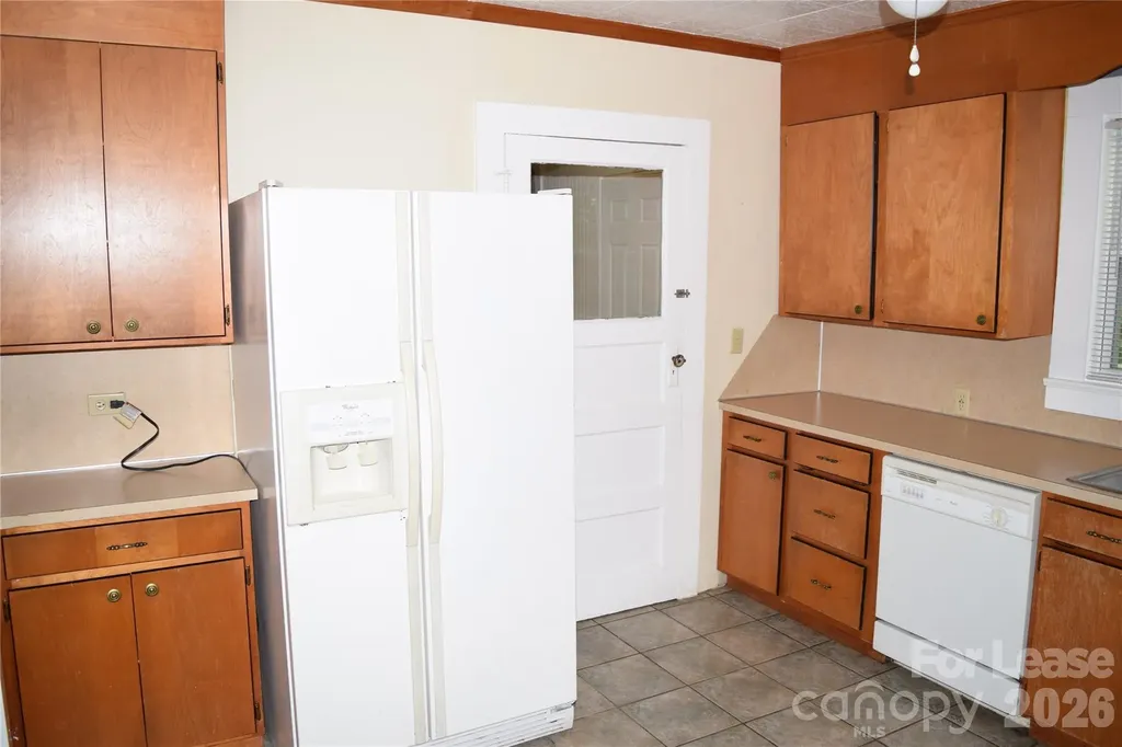 223 Maple Street Statesville NC 28677