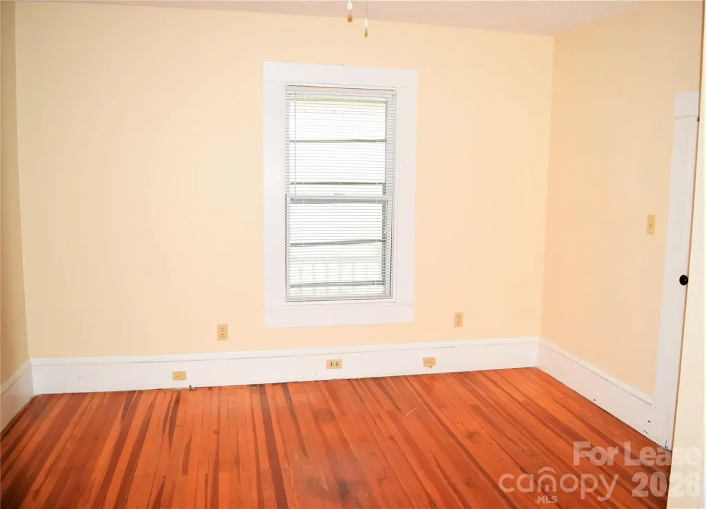 223 Maple Street Statesville NC 28677
