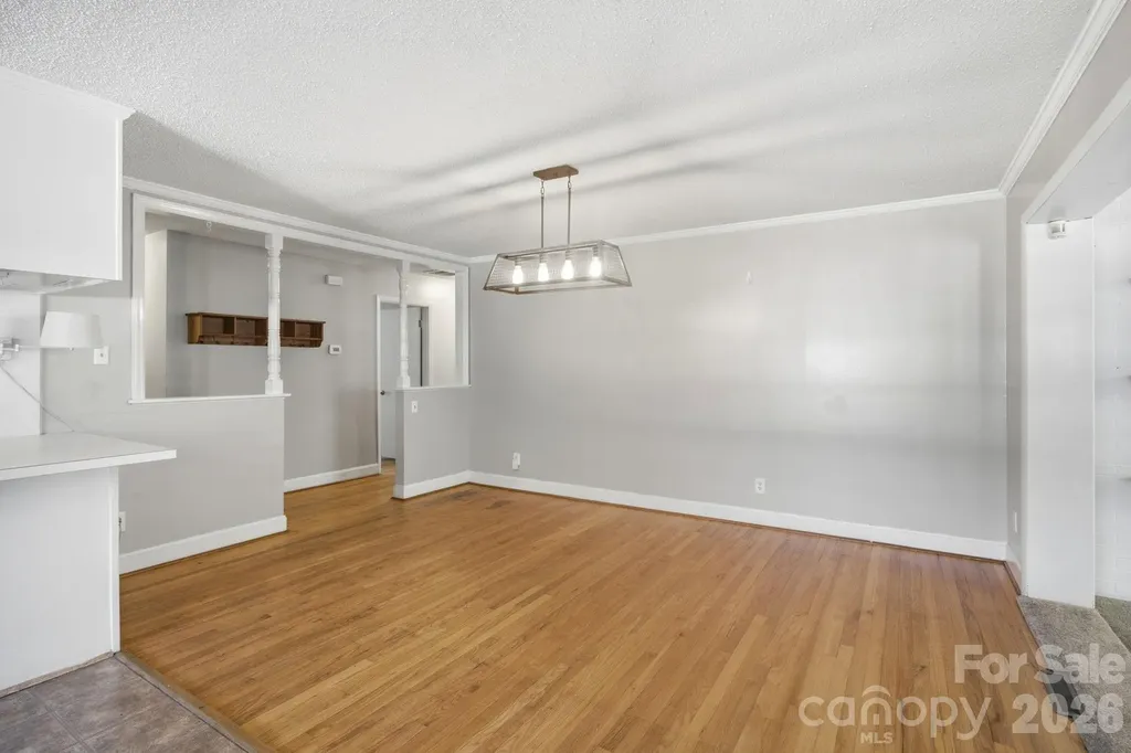 1401 Grovewood Drive Charlotte NC 28208