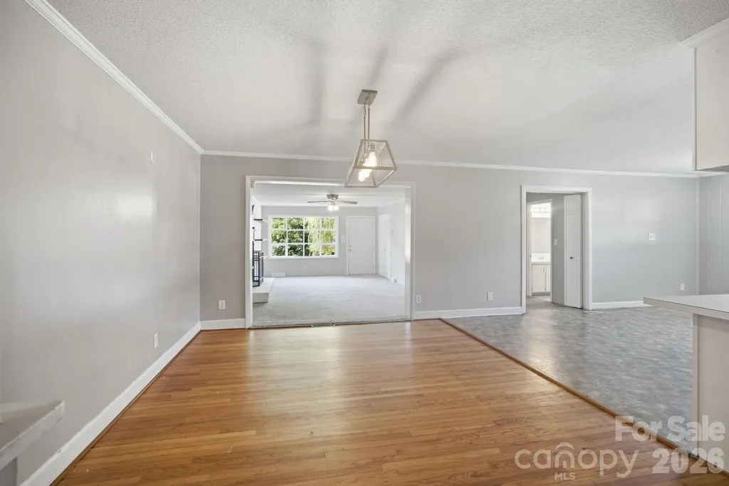 1401 Grovewood Drive Charlotte NC 28208