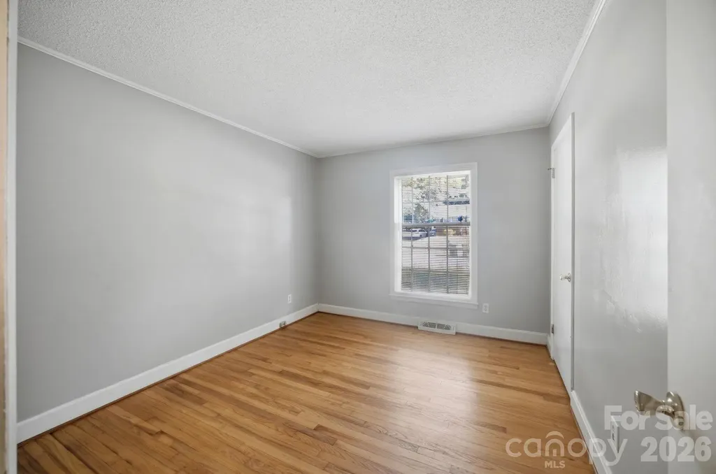 1401 Grovewood Drive Charlotte NC 28208