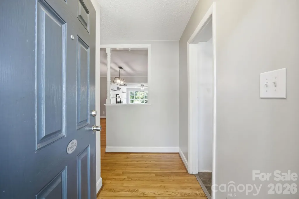 1401 Grovewood Drive Charlotte NC 28208