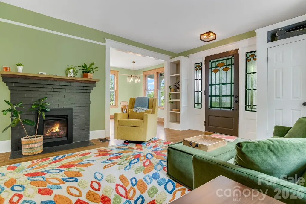 9 Houston Street Asheville NC 28801