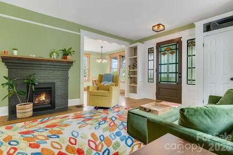 9 Houston Street Asheville NC 28801