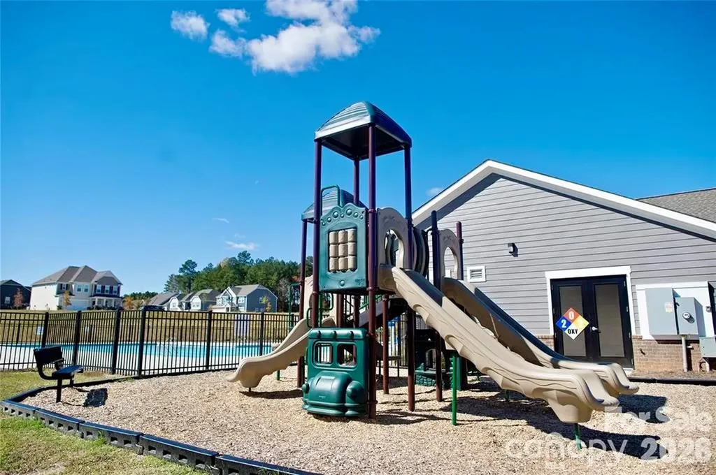 199 Hamptons Cove Road Troutman NC 28166