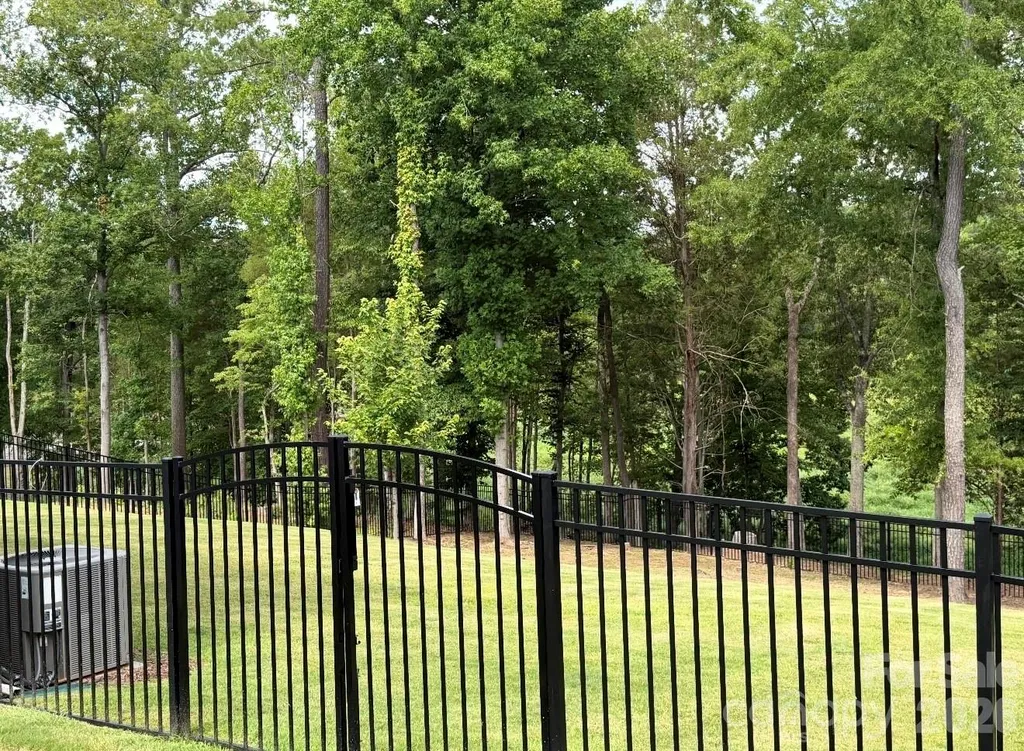 199 Hamptons Cove Road Troutman NC 28166