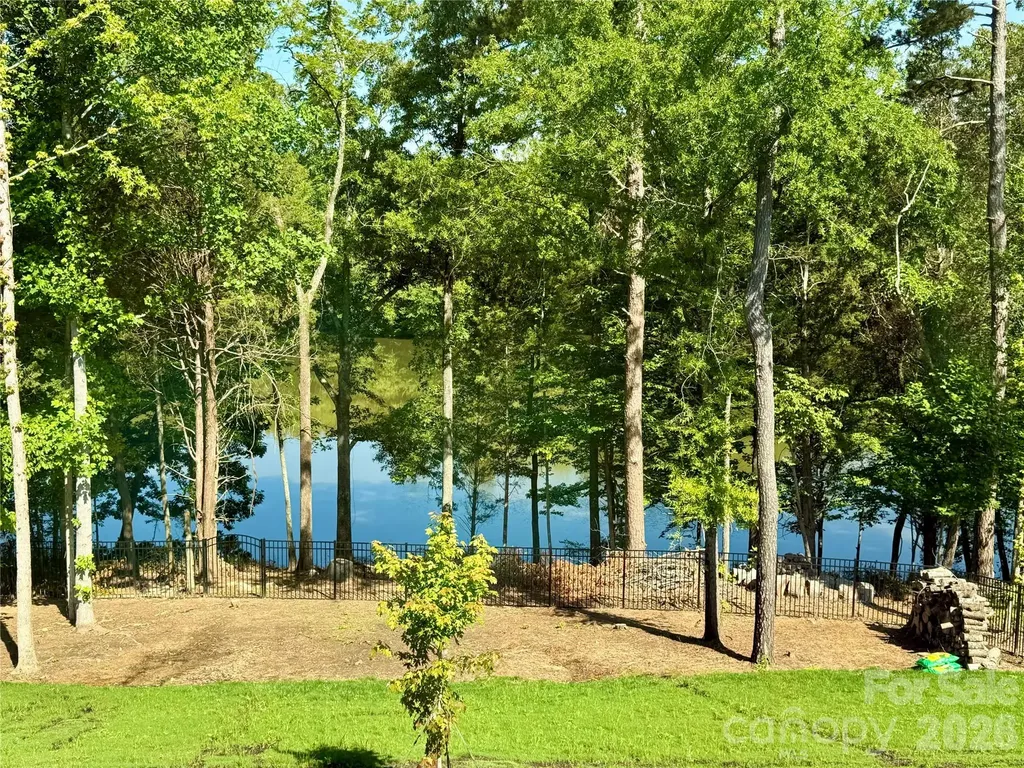 199 Hamptons Cove Road Troutman NC 28166