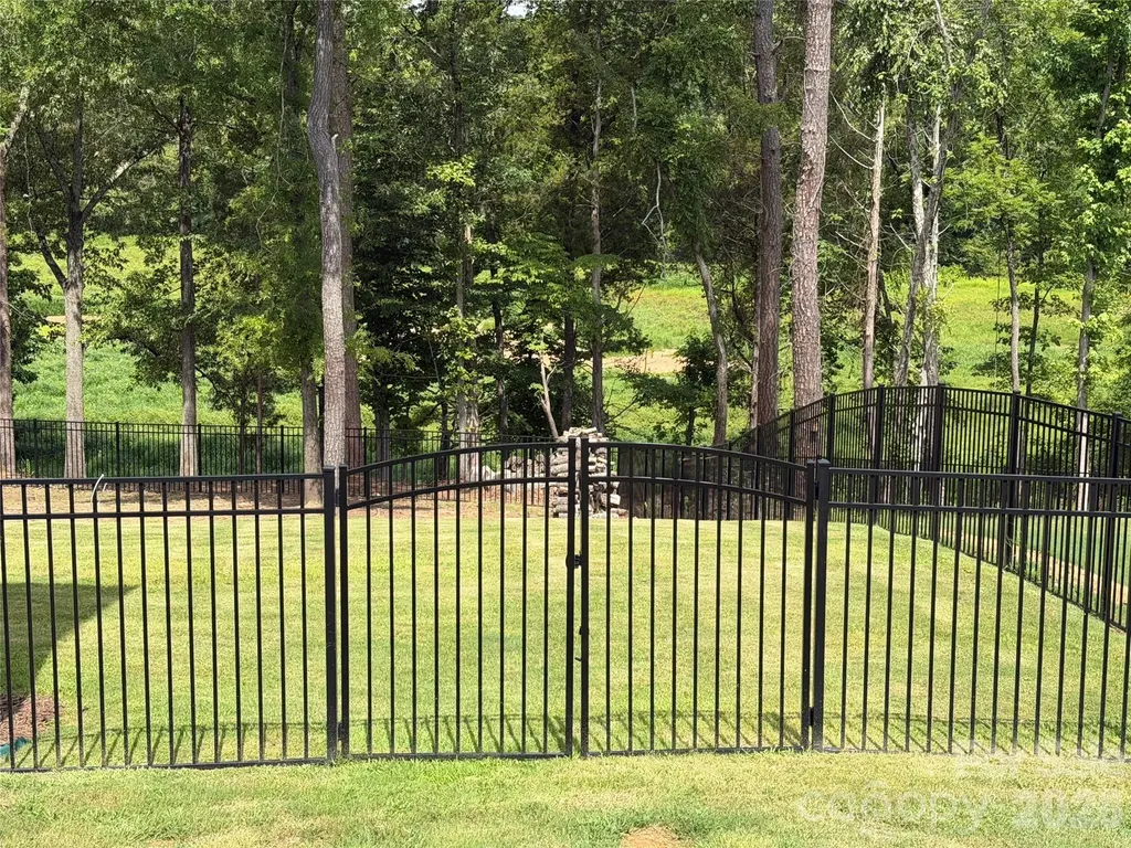 199 Hamptons Cove Road Troutman NC 28166