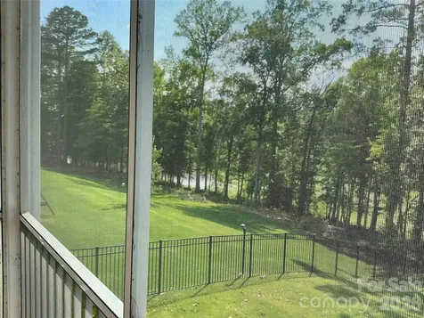 199 Hamptons Cove Road Troutman NC 28166