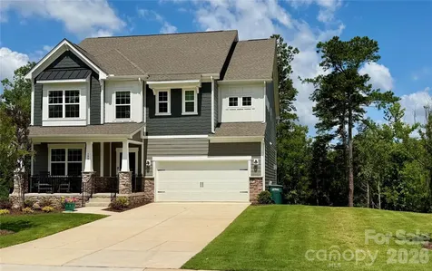 199 Hamptons Cove Road Troutman NC 28166