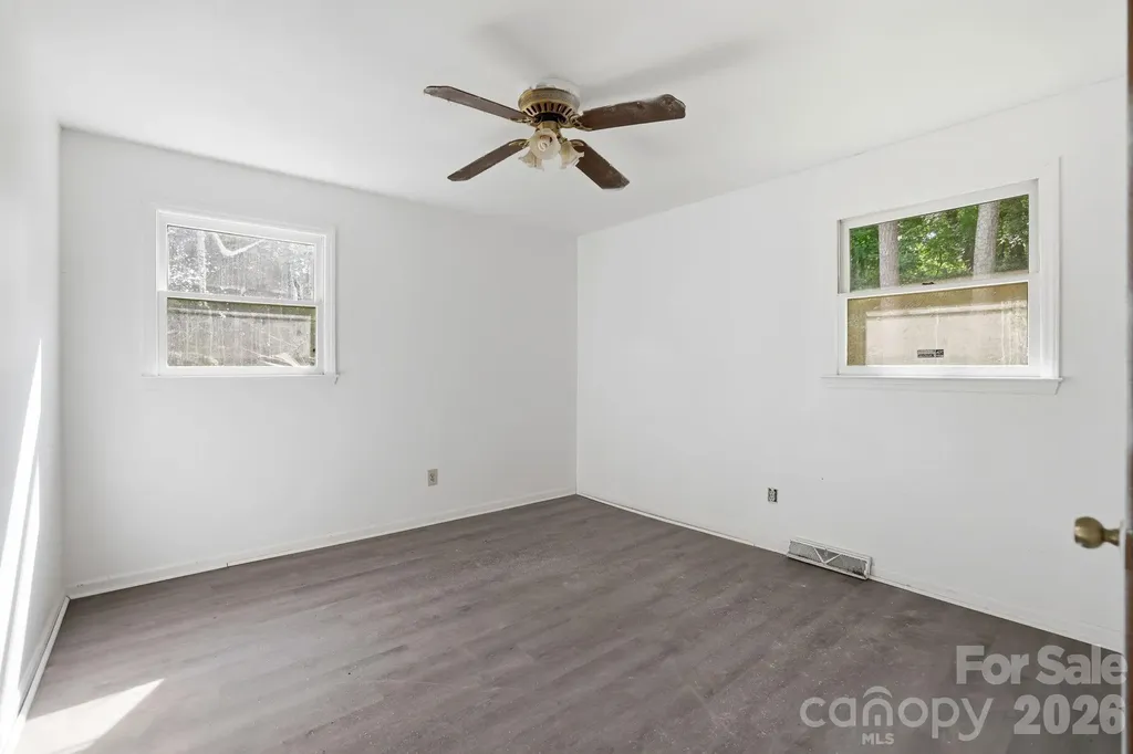 667 Niblick Drive Gastonia NC 28054