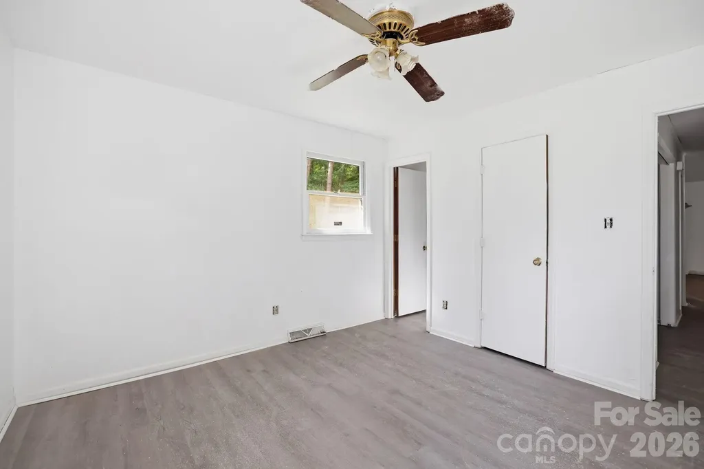 667 Niblick Drive Gastonia NC 28054