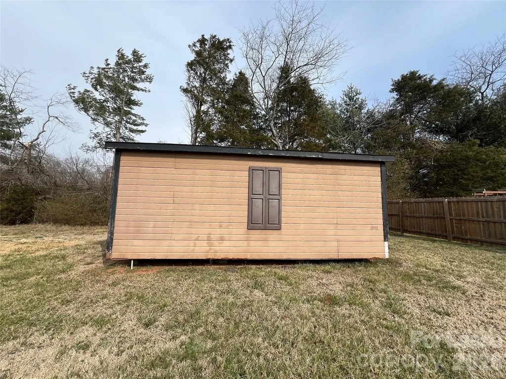 2050 Rocketts Way Newton NC 28658