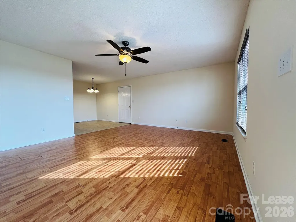 2050 Rocketts Way Newton NC 28658