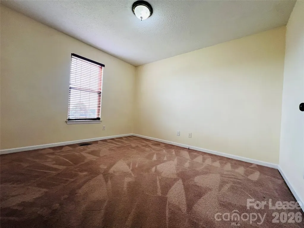 2050 Rocketts Way Newton NC 28658
