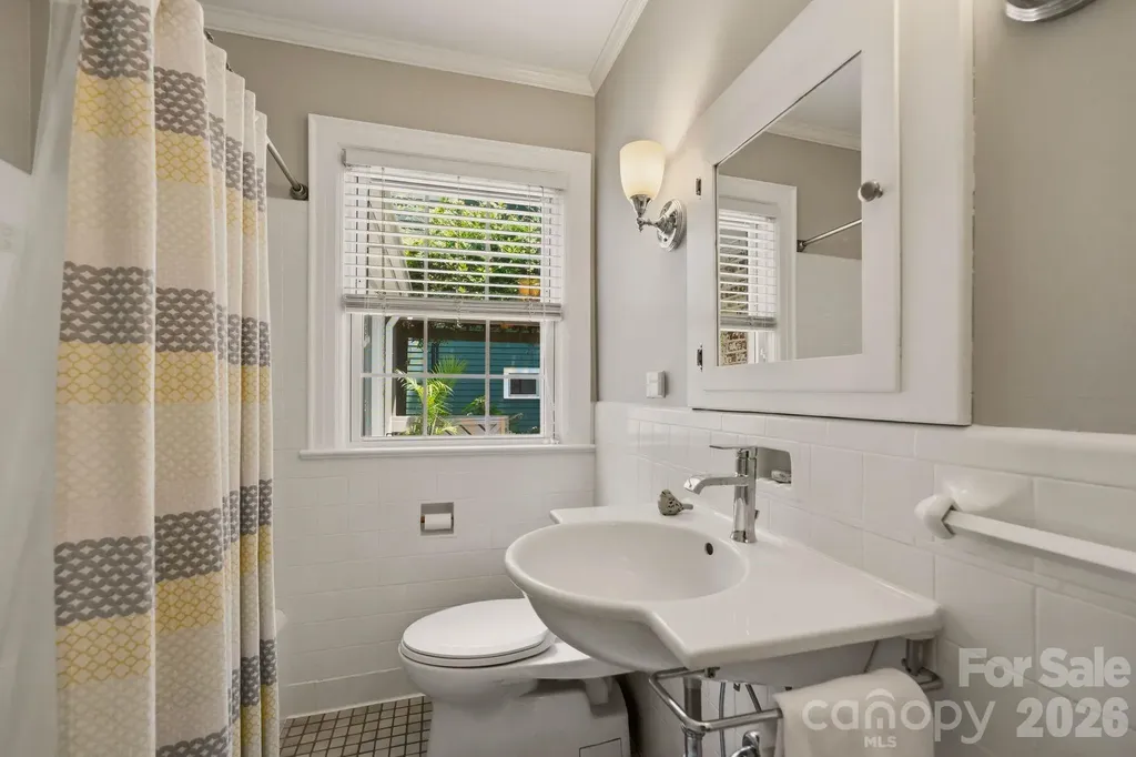 3134 Country Club Drive Charlotte NC 28205