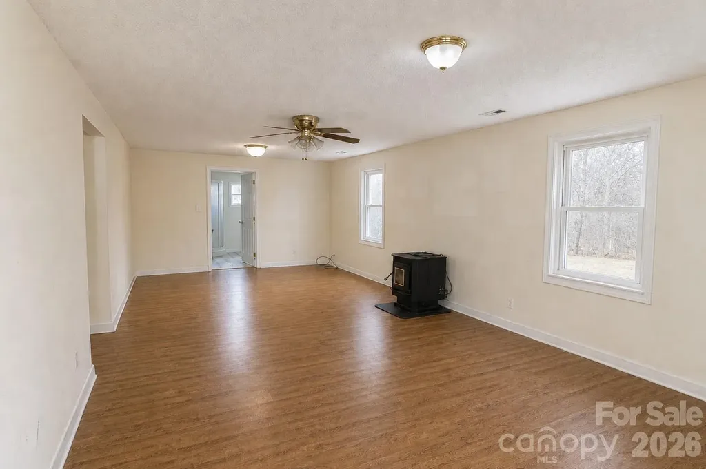 275 Noel Road Harmony NC 28634