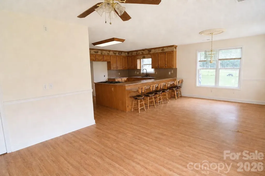 275 Noel Road Harmony NC 28634