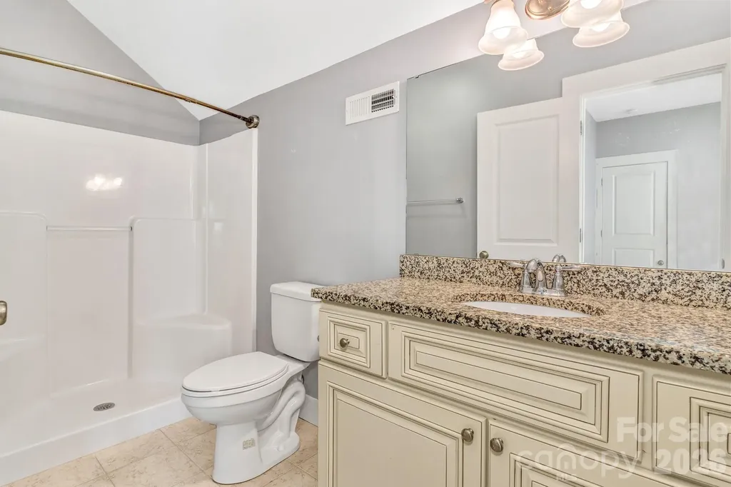 18 Byrdcliffe Lane Asheville NC 28805