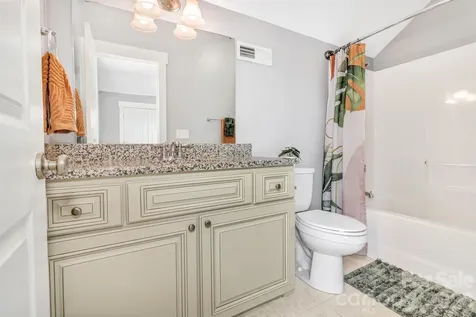 18 Byrdcliffe Lane Asheville NC 28805