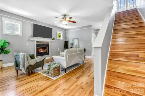 18 Byrdcliffe Lane Asheville NC 28805