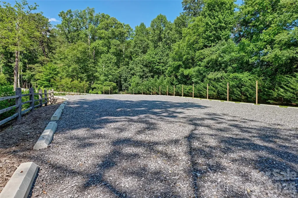 4017 Canada Road Tuckasegee NC 28783