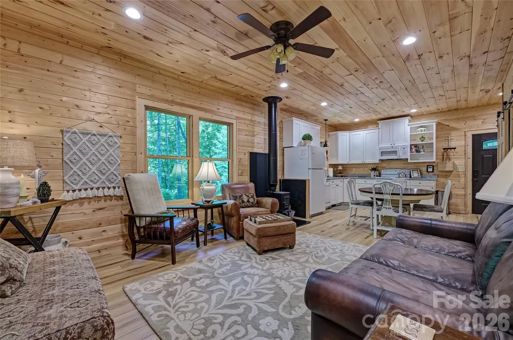 4017 Canada Road Tuckasegee NC 28783