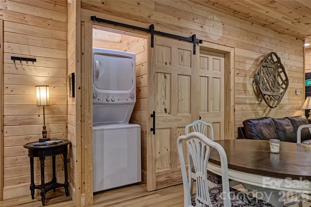 4017 Canada Road Tuckasegee NC 28783