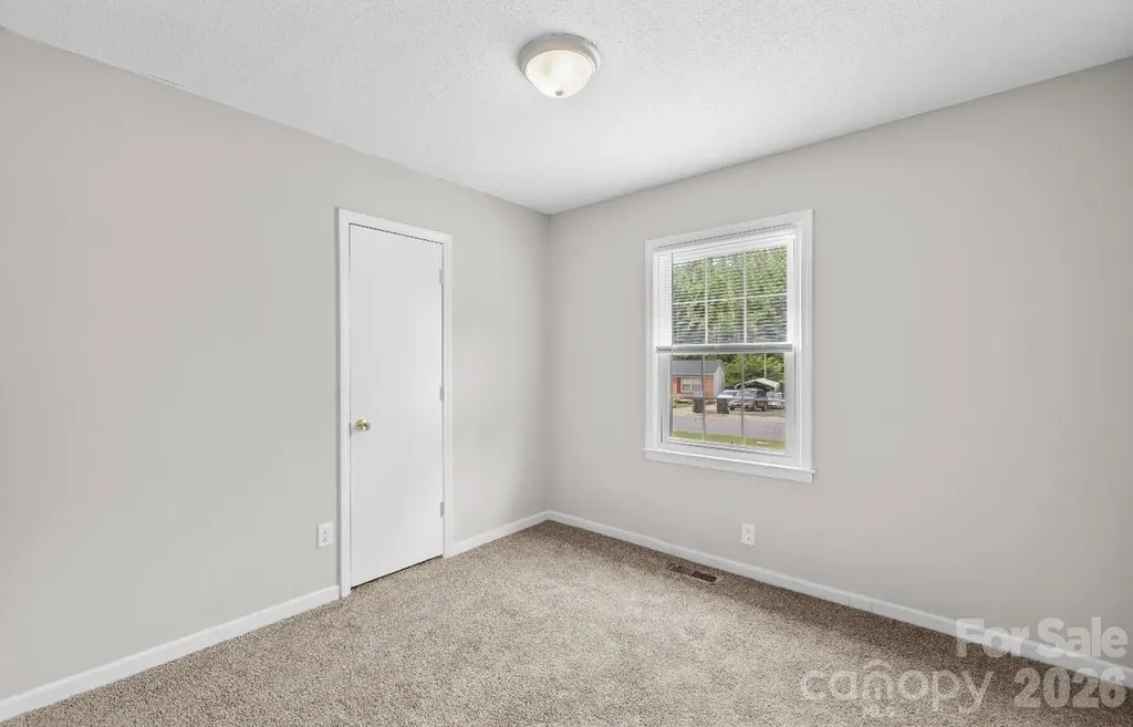 1812 Alpine Drive Kings Mountain NC 28086
