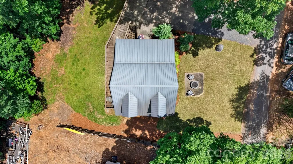 108 Beach Drive New London NC 28127