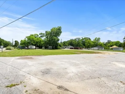519 & 522 2nd Street Cheraw SC 29520