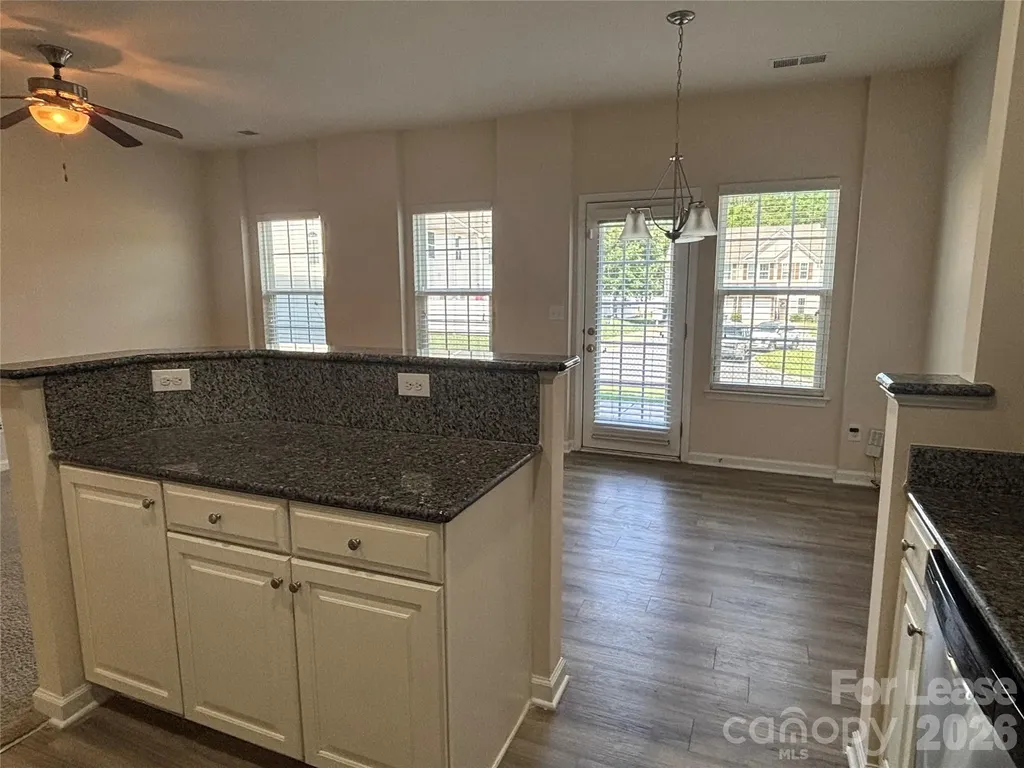 7411 Red Mulberry Way Charlotte NC 28273