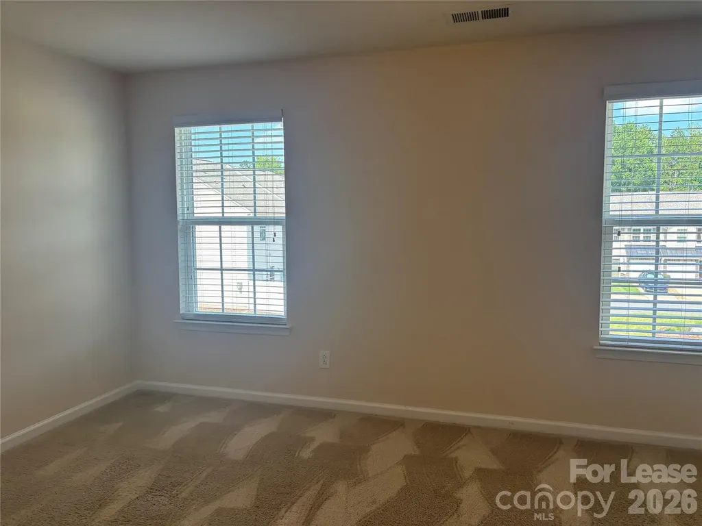 7411 Red Mulberry Way Charlotte NC 28273