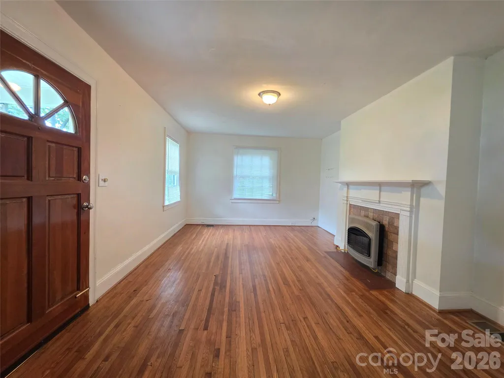 614 Marsh Road Charlotte NC 28209