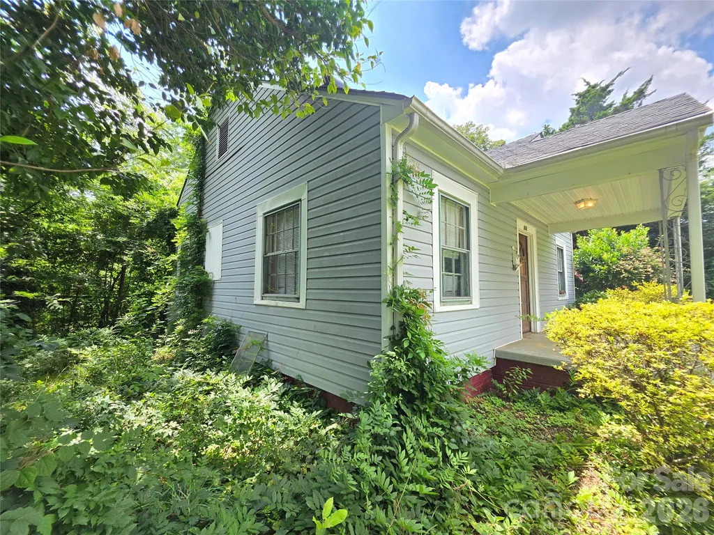 614 Marsh Road Charlotte NC 28209