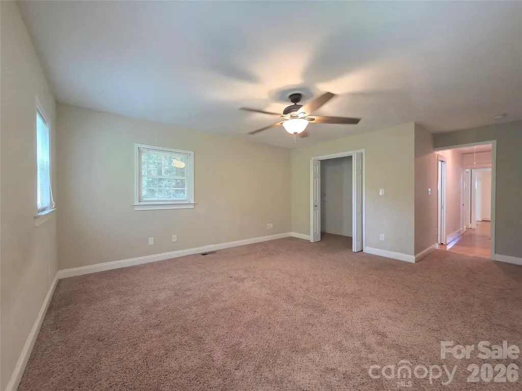 614 Marsh Road Charlotte NC 28209