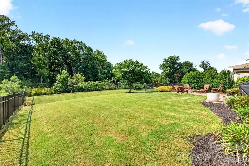 12515 Current Drive Charlotte NC 28278
