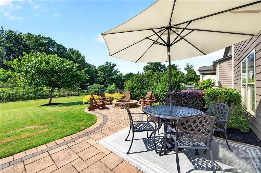 12515 Current Drive Charlotte NC 28278