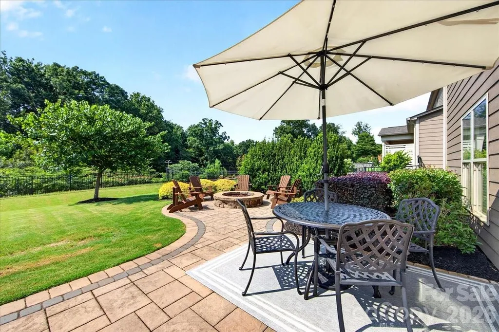 12515 Current Drive Charlotte NC 28278