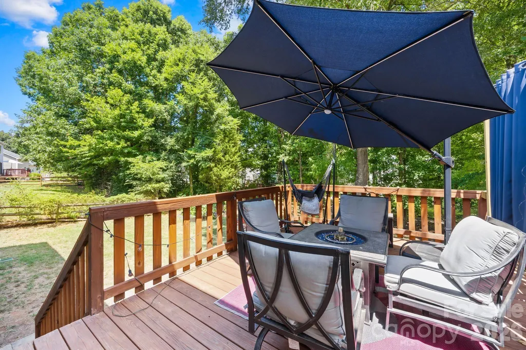 11514 Woodfire Road Charlotte NC 28269