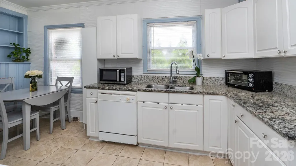 7816 E Lane Drive Charlotte NC 28212
