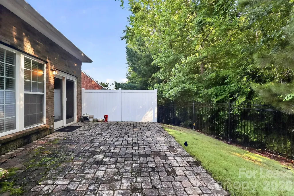 10229 Blairbeth Street Charlotte NC 28277