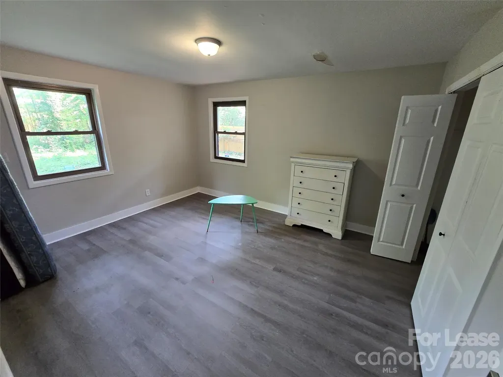 2727 Englehardt Street Charlotte NC 28216
