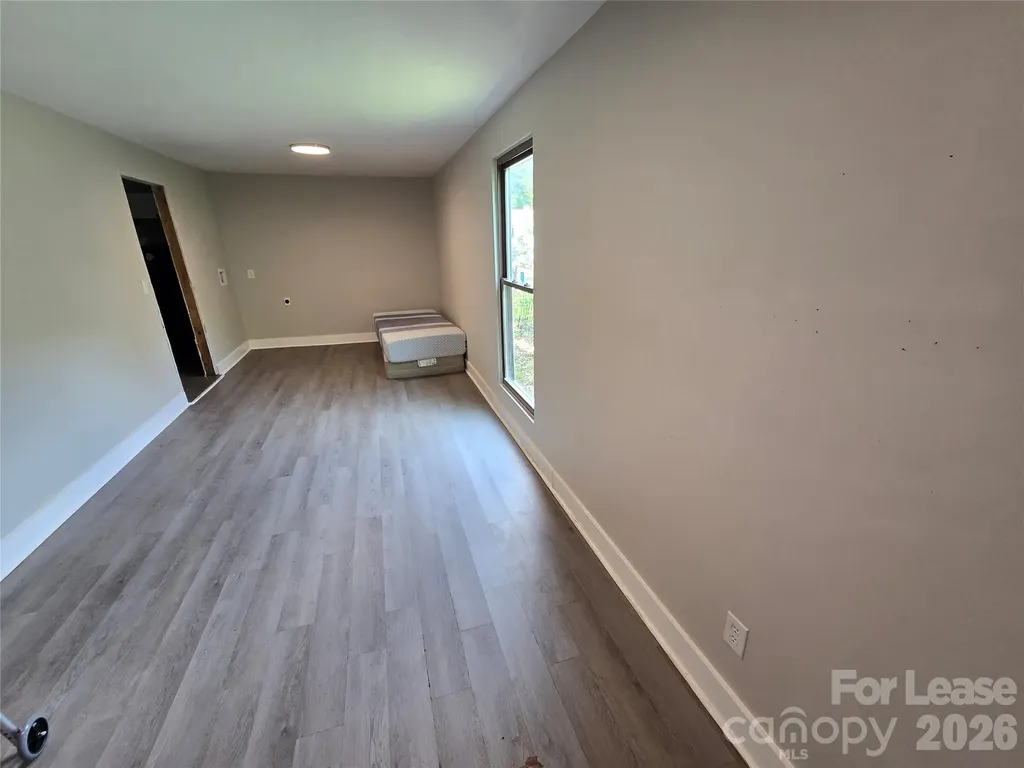 2727 Englehardt Street Charlotte NC 28216