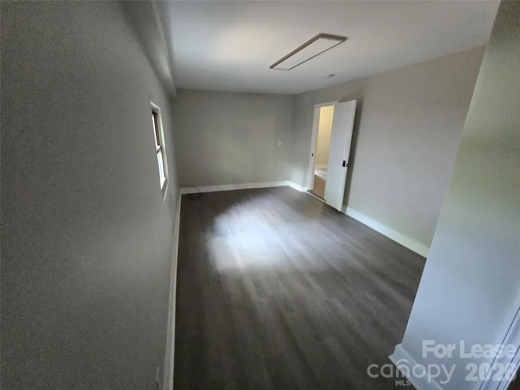 2727 Englehardt Street Charlotte NC 28216