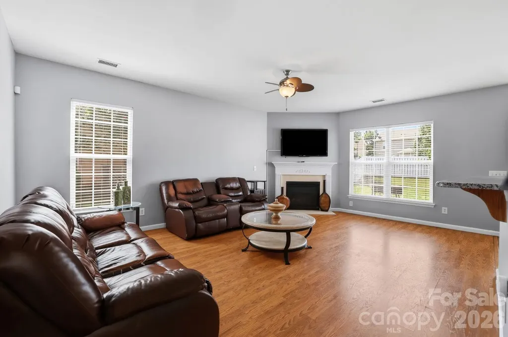 5214 Coffeeberry Lane Charlotte NC 28227