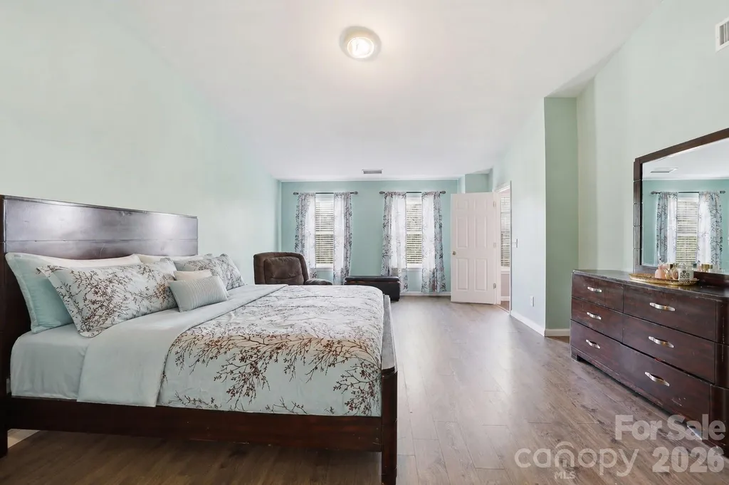 5214 Coffeeberry Lane Charlotte NC 28227