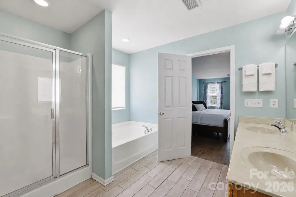 5214 Coffeeberry Lane Charlotte NC 28227